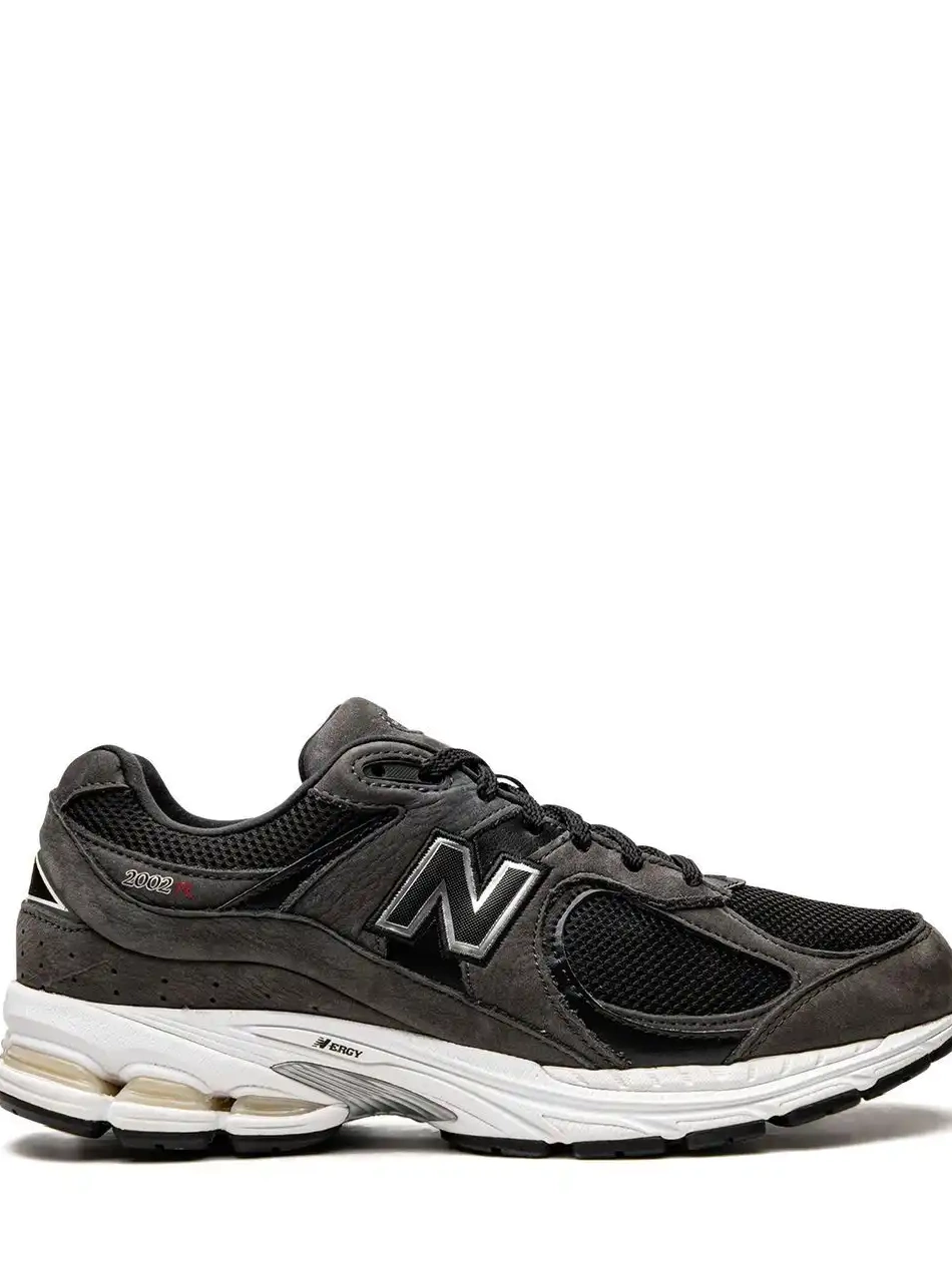 New 2002 Balance 